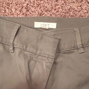 LOFT Green olive Women’s ankle  - Classic Straight Waist